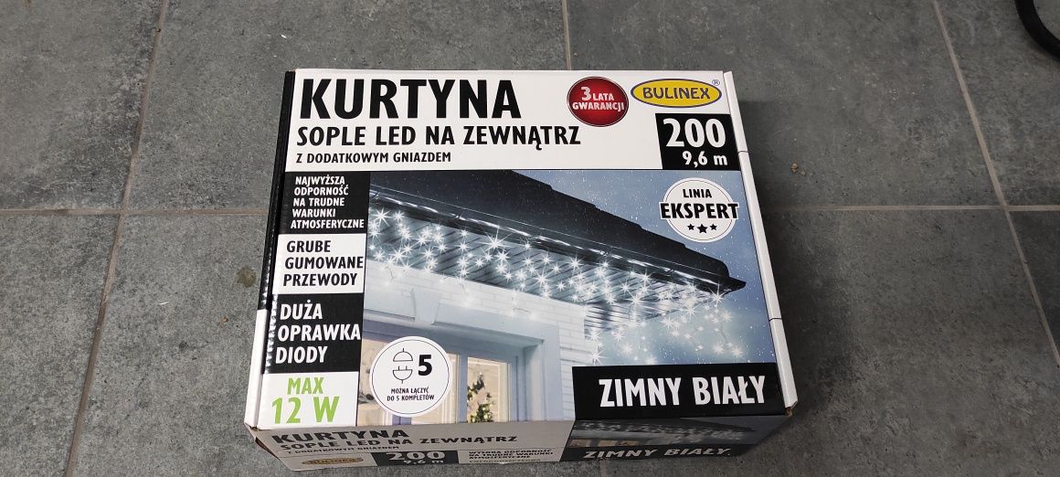 Lampki LED kurtyna