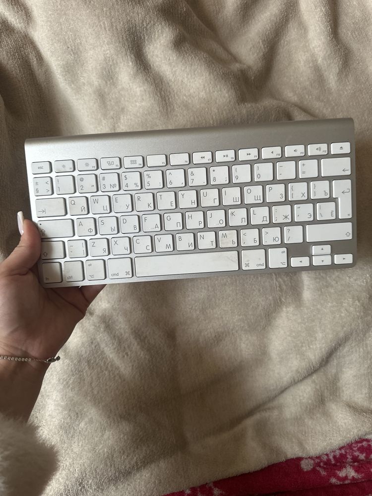 Apple Wireless Keyboard A1314 Bluetooth, русская раскладка