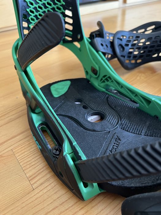 Wiązania Burton Genesis Est Green Fade rozmiar L