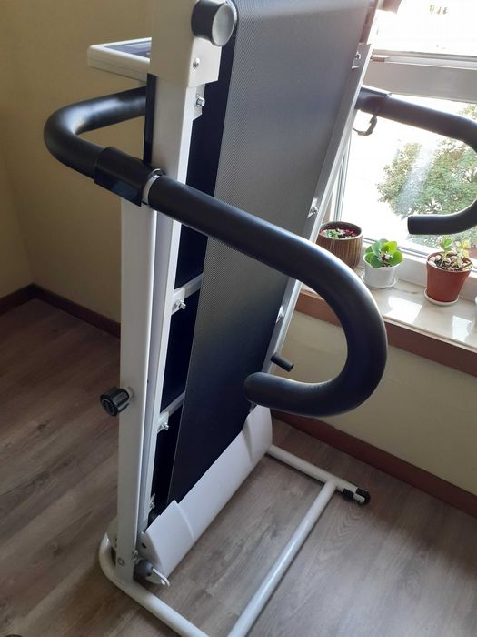 Passadeira de caminhada/ corrida Homcom nova