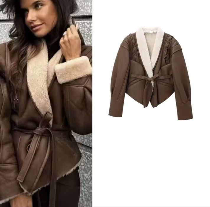 Яскравий купальник