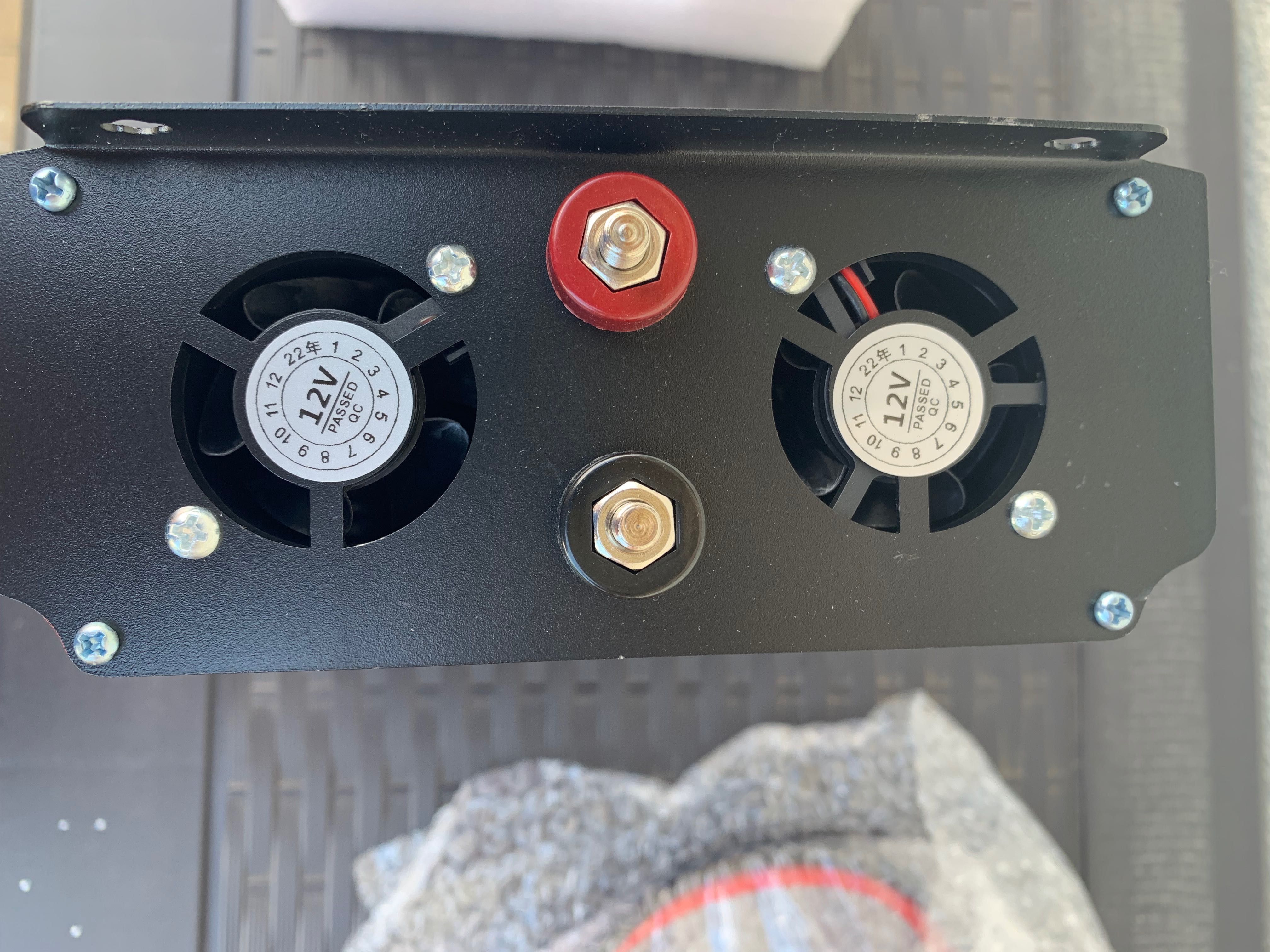 Інвертор TATALIKEN 3500 W з чистою синусоідою.