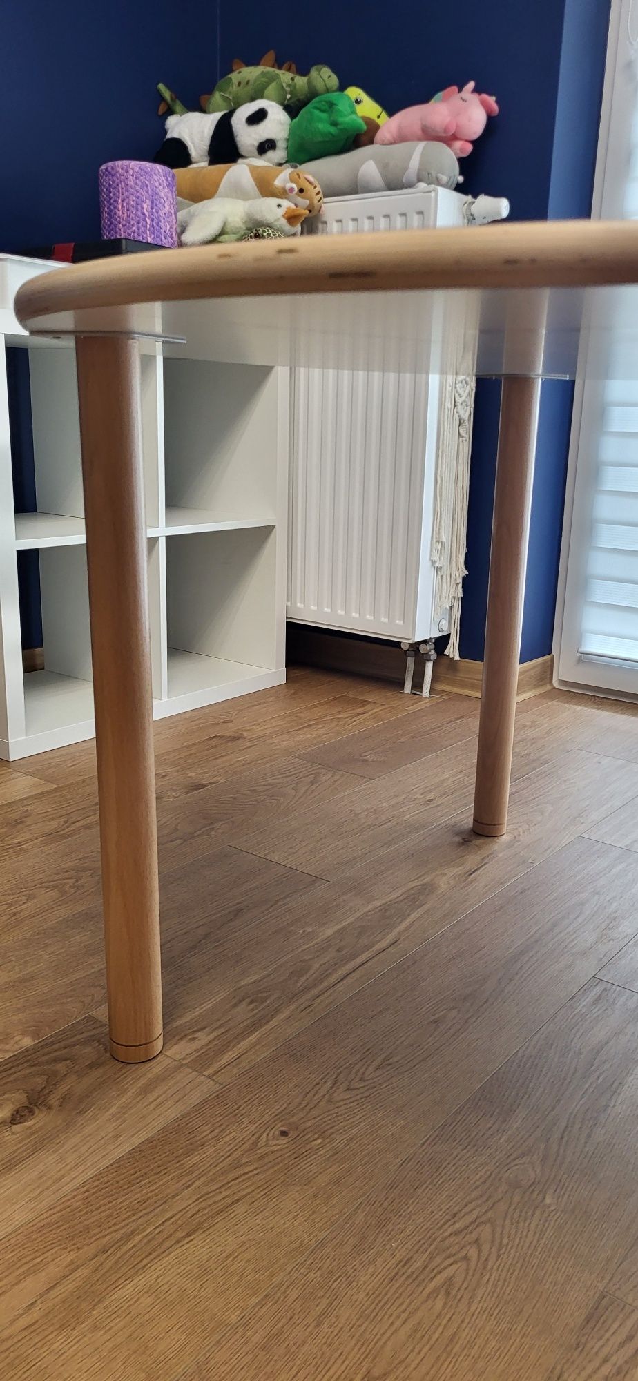 Stół Bambino Blat Flexi okrągły 120 cm solidny, kółka - niebieski