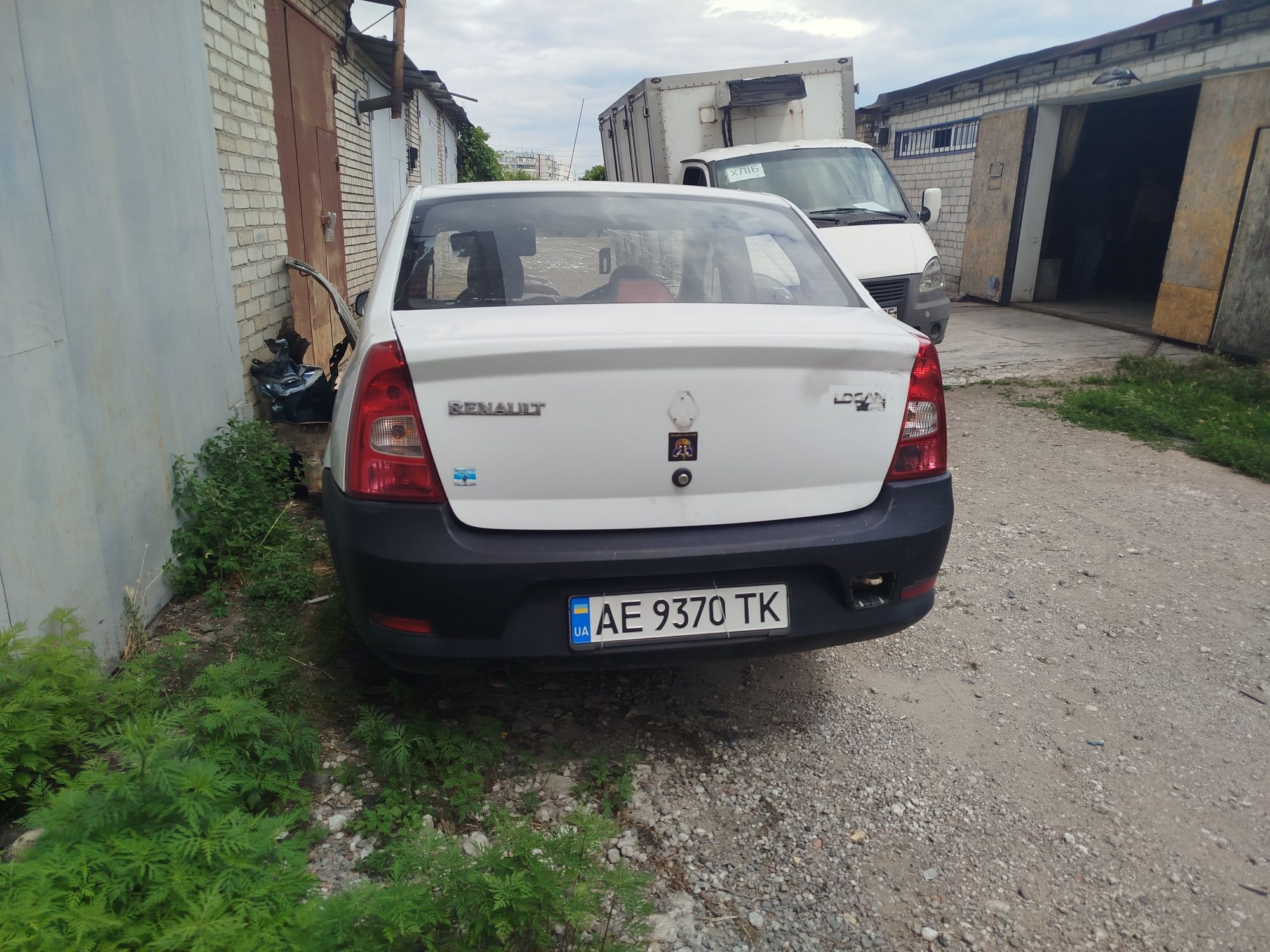 Dacia logan торг