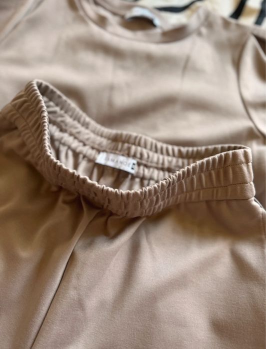 Nowy Elegancki garnitur kostium komplet Samagne M