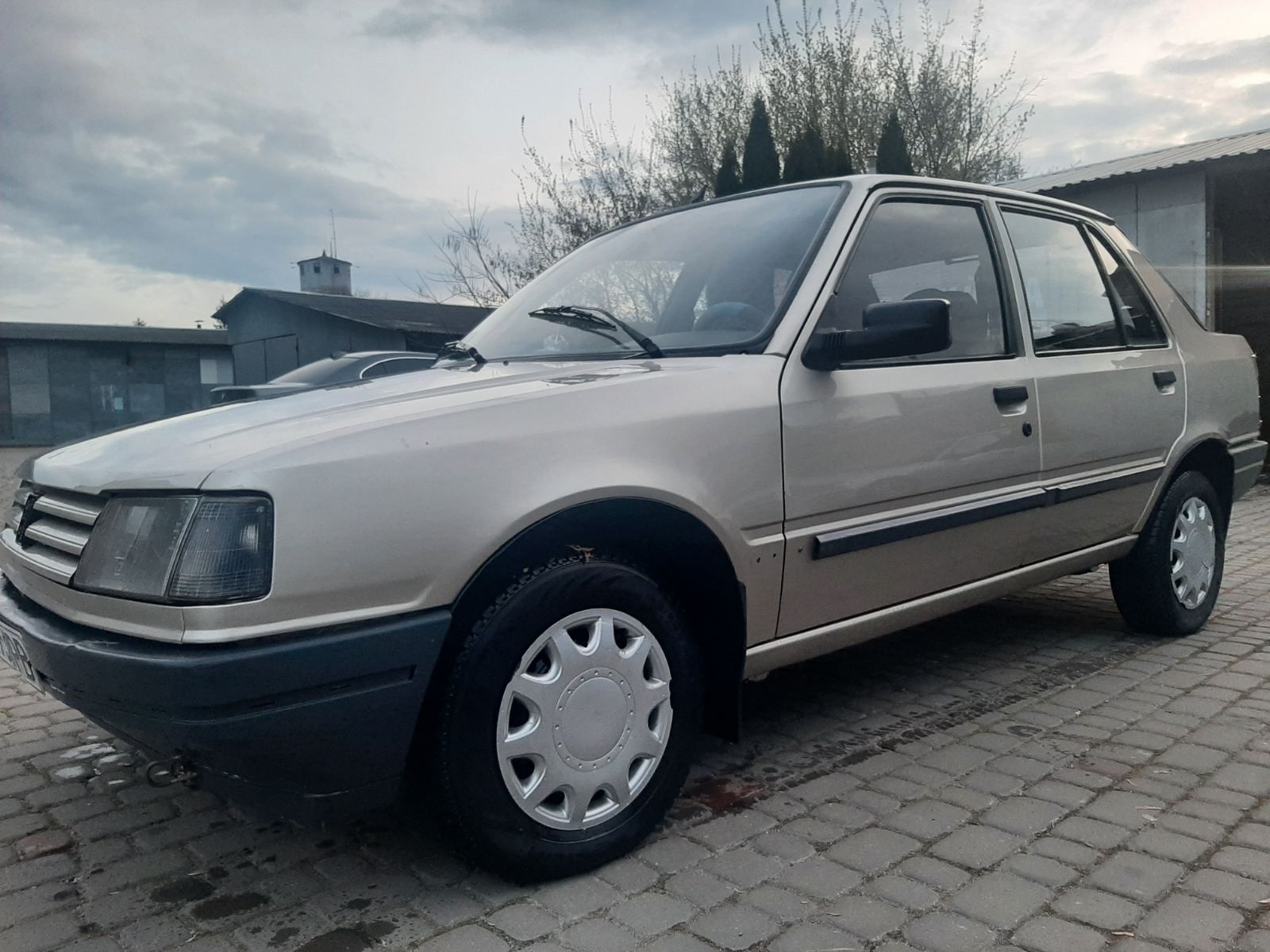 Продам Peugeot 309