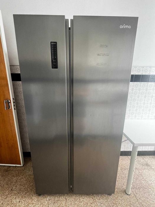 Conjunto de Eletrodomésticos Usados em Bom Estado – Frigorífico, ...