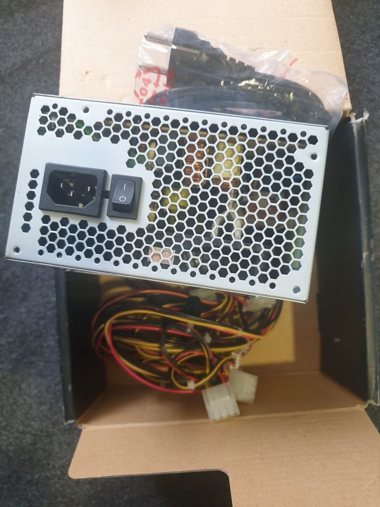 Fonte de alimentação para PC 500w