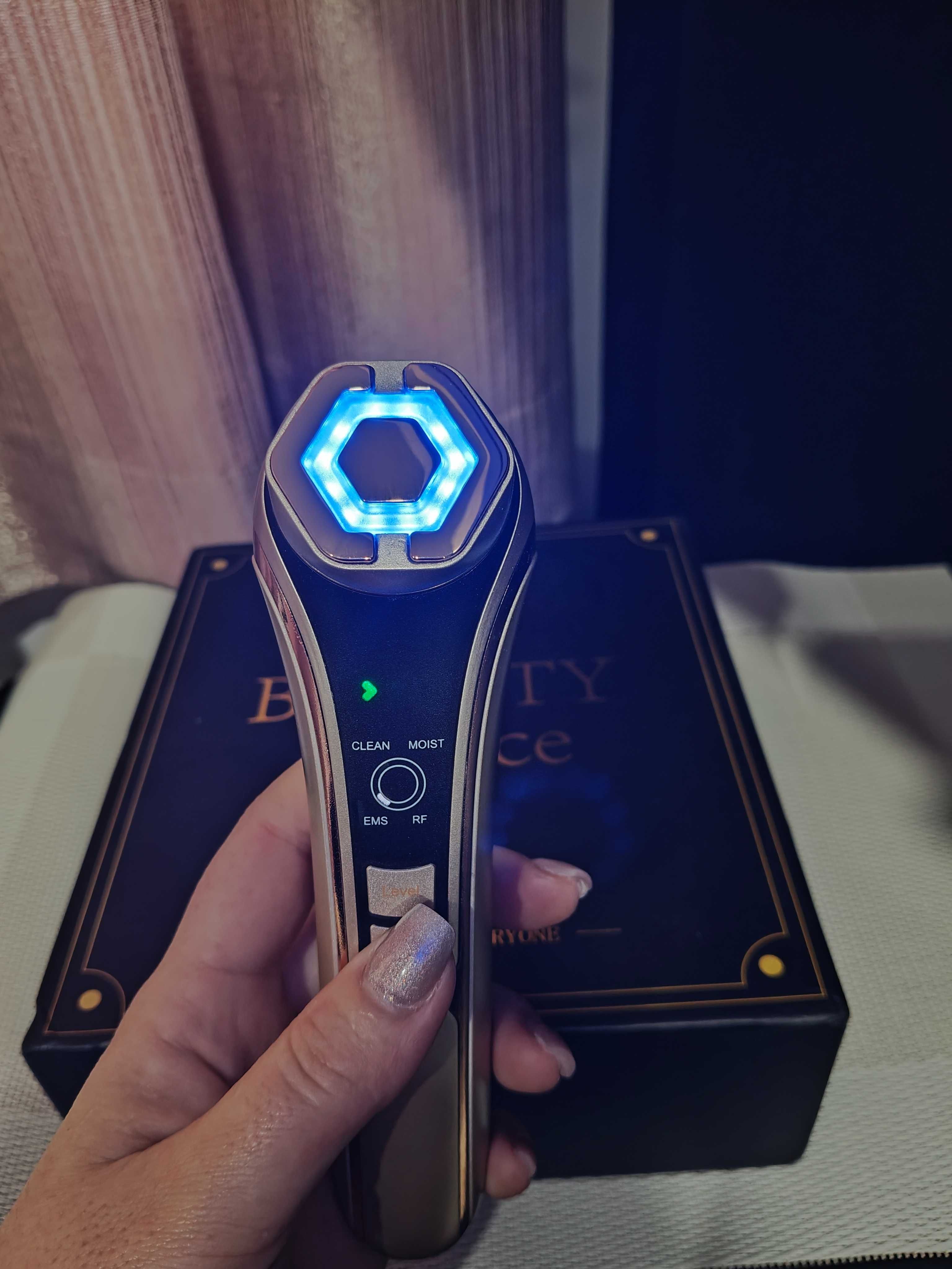 Mini hifu com RF e EMS