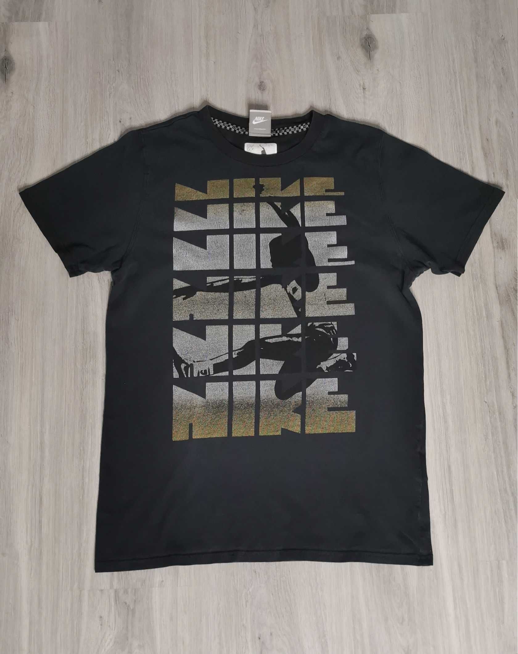 T-shirt Nike duże logo napis big print rozmiar S