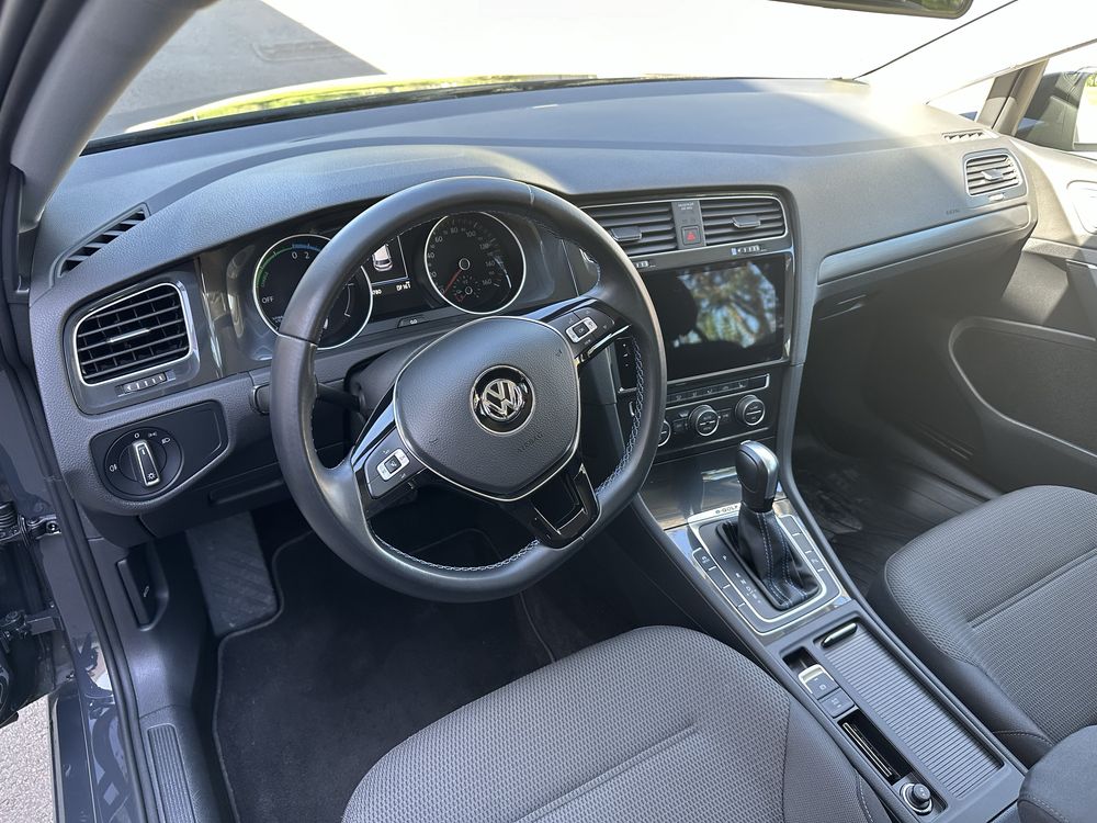 Volkswagen e-golf 2020 35.8 kwh