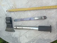 Składana siekiera survivalowa z piłą
