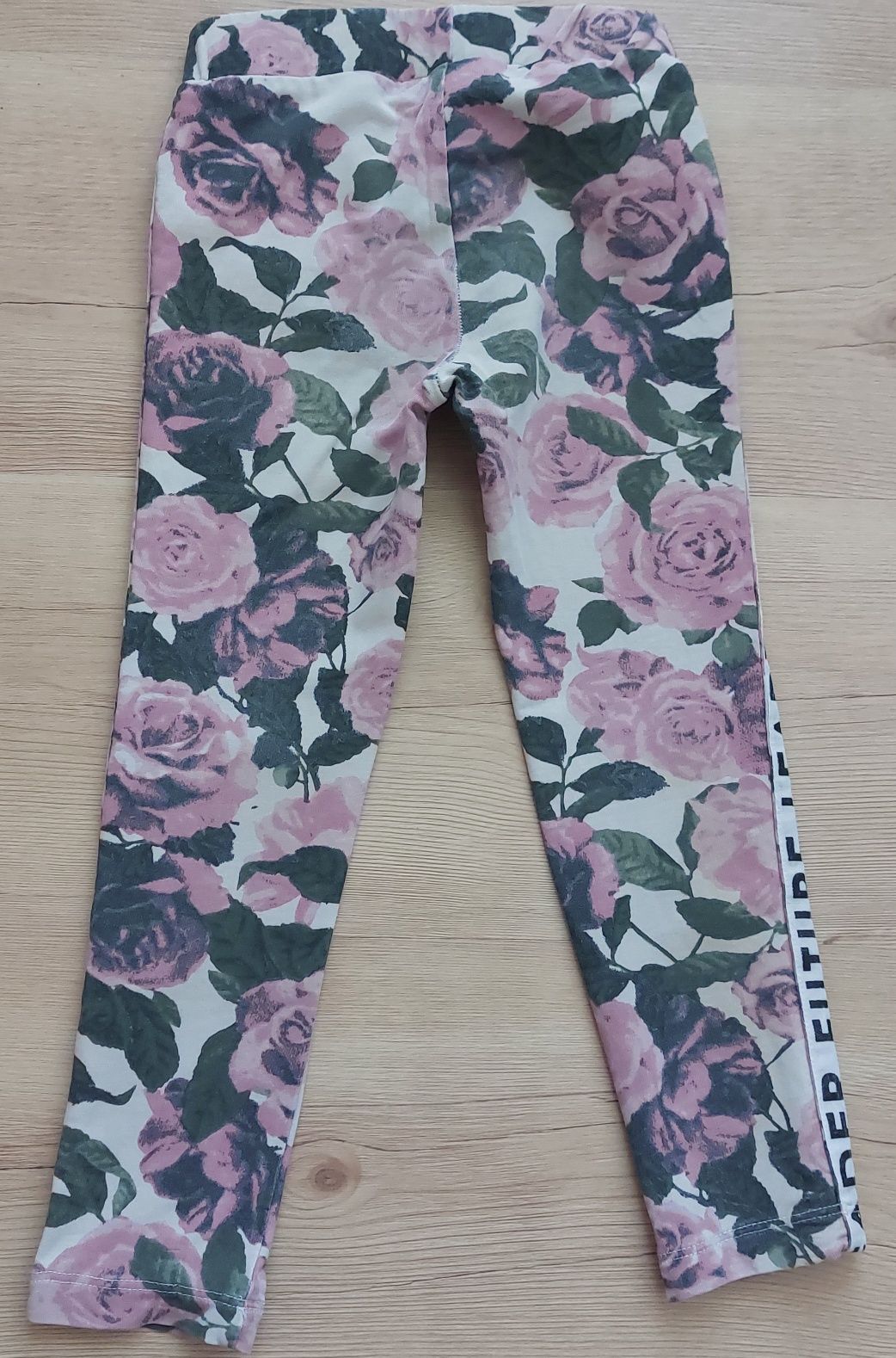 Legginsy 98/104 kappahl kwiaty róże