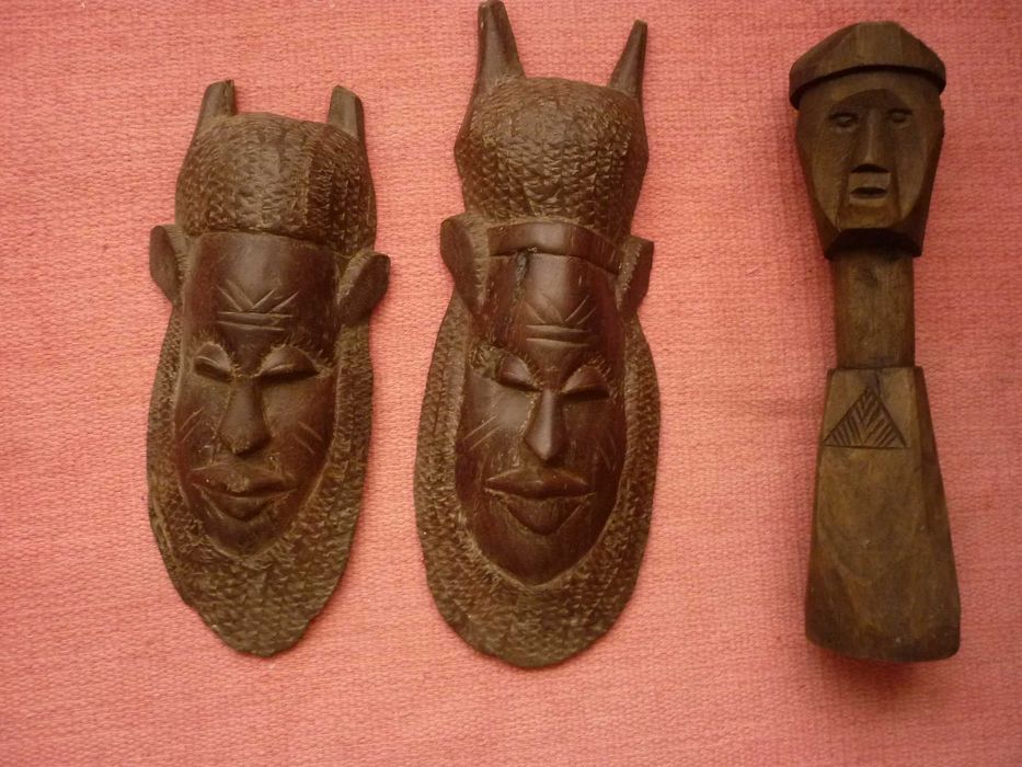 esculturas em madeira, arte africana