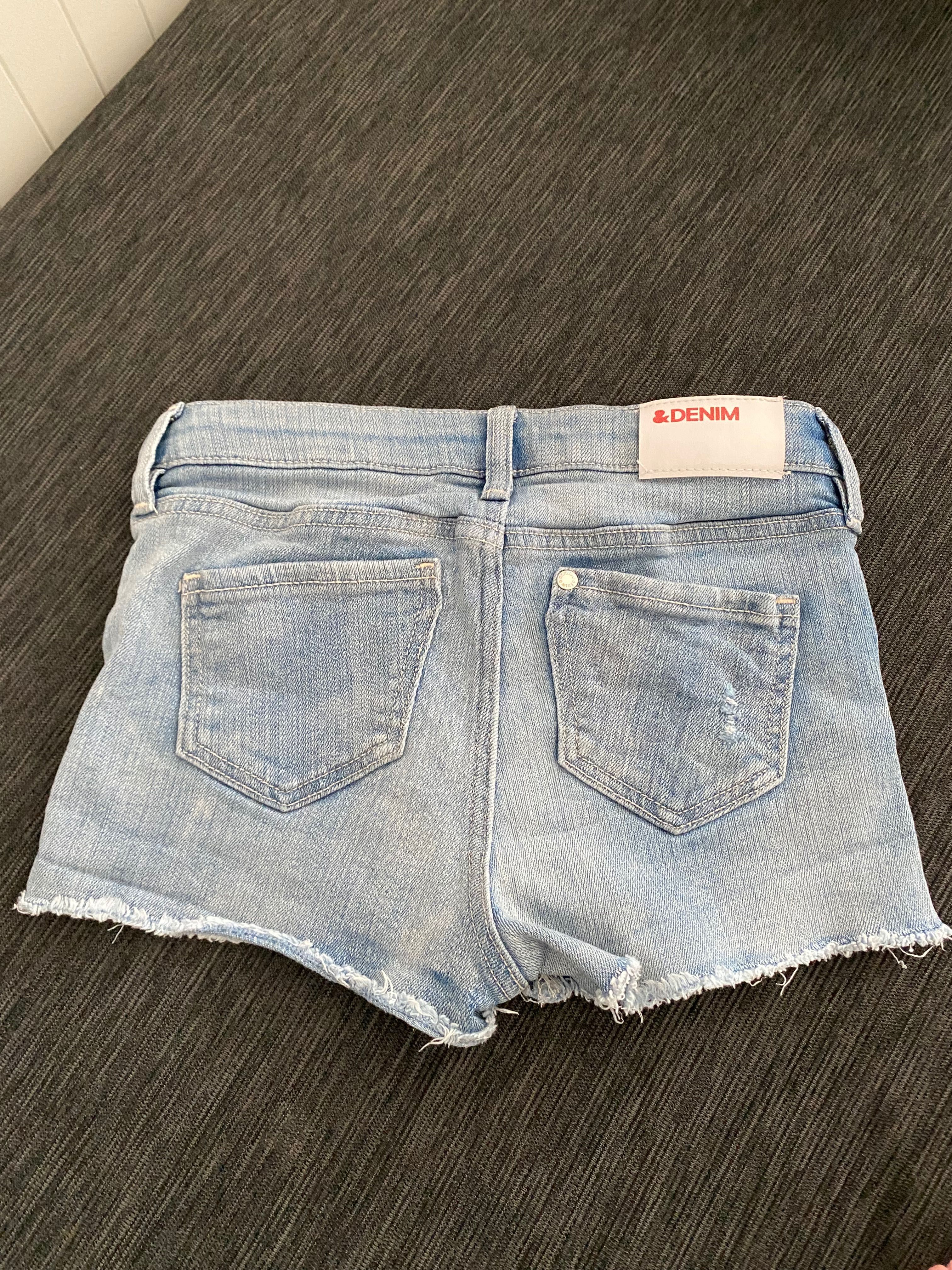 Szorty dżinsowe H&M rozmiar 122 stan idealny