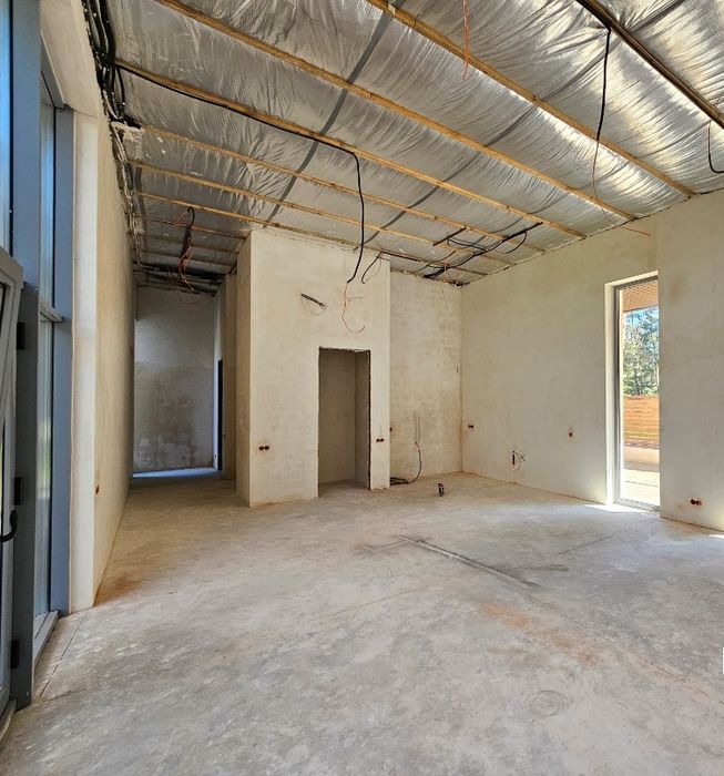 Продаётся дом в Обуховке в сосновом лесу закрытая территория река