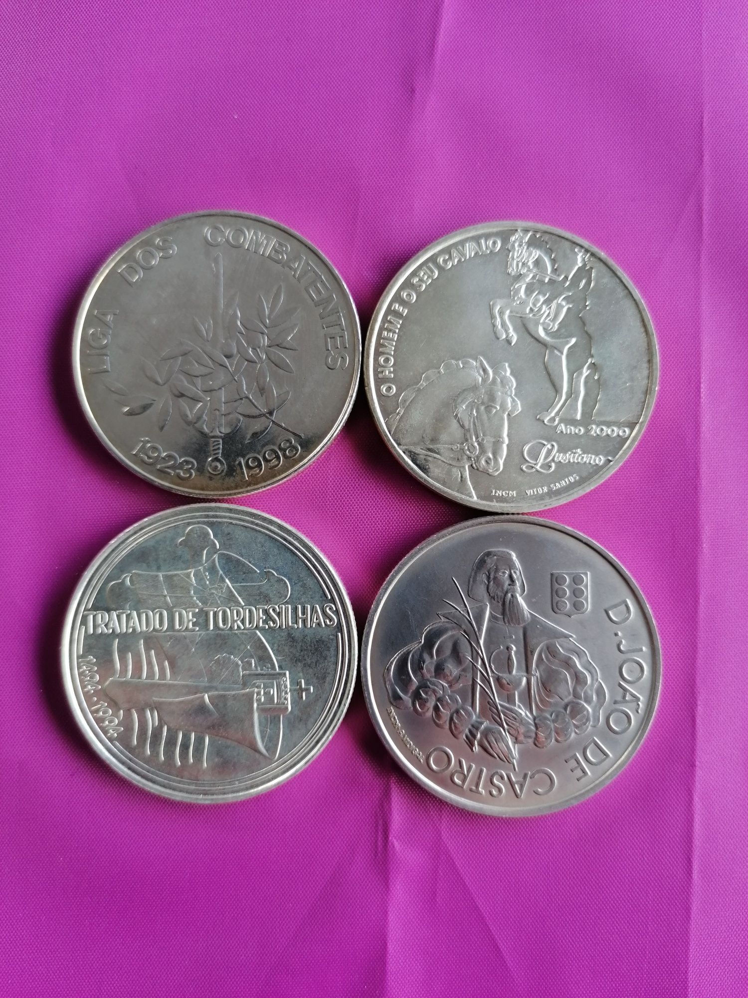 4 moedas em Prata 1000 escudos