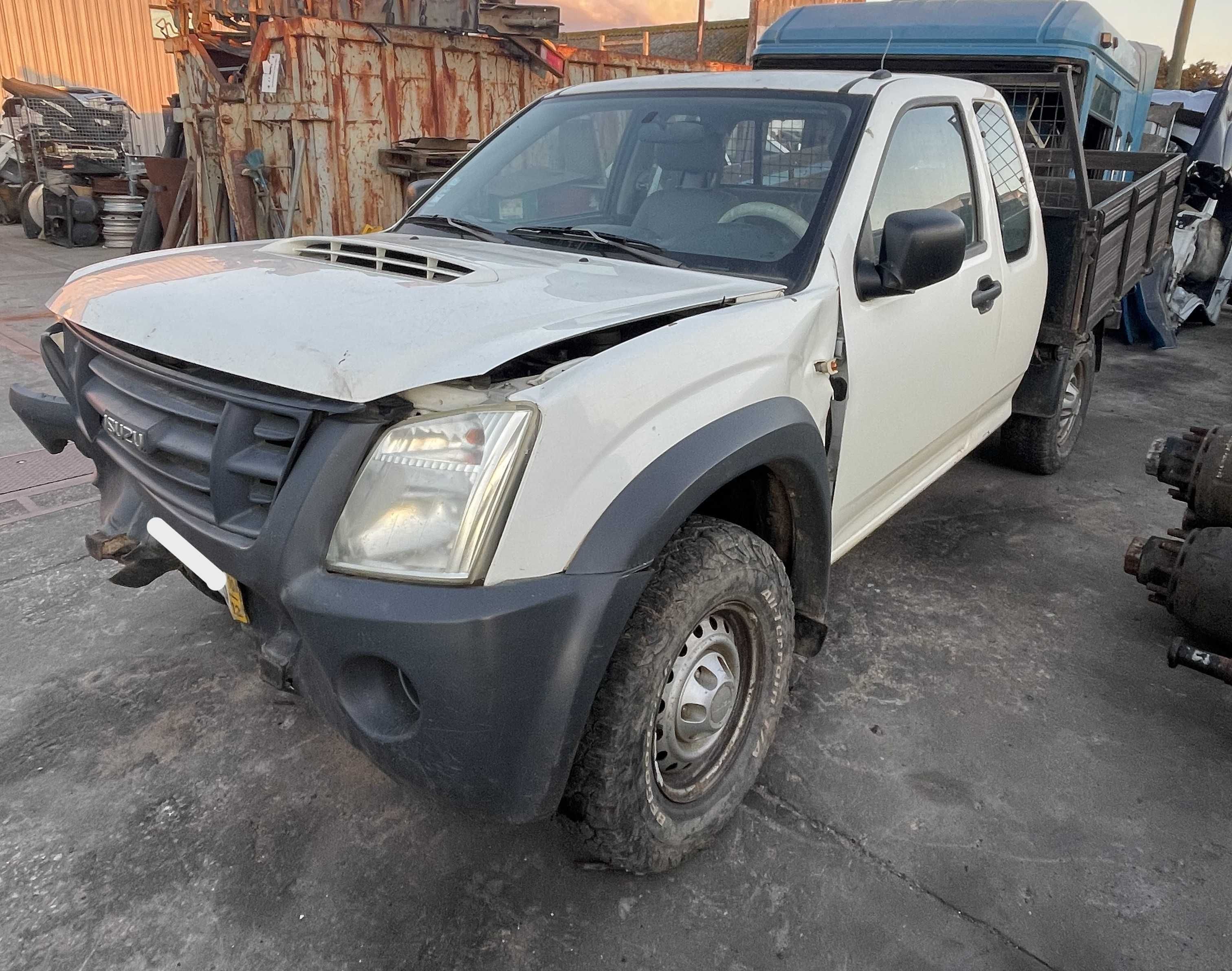 Isuzu D-Max 4X4 - peças