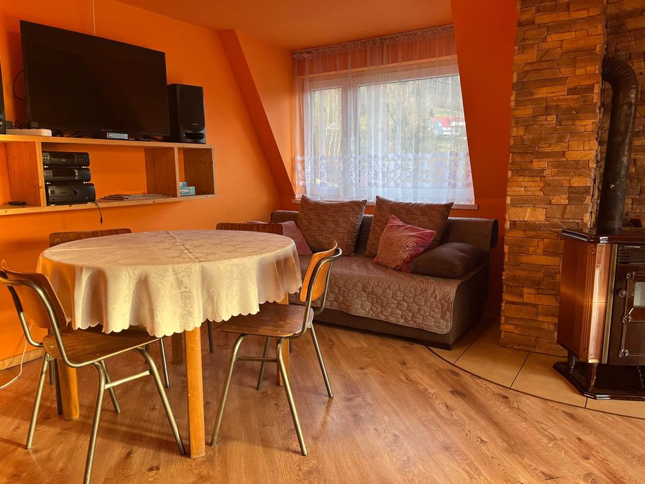 Domek przy szlaku nocleg 6-8 osób Rajcza, balia