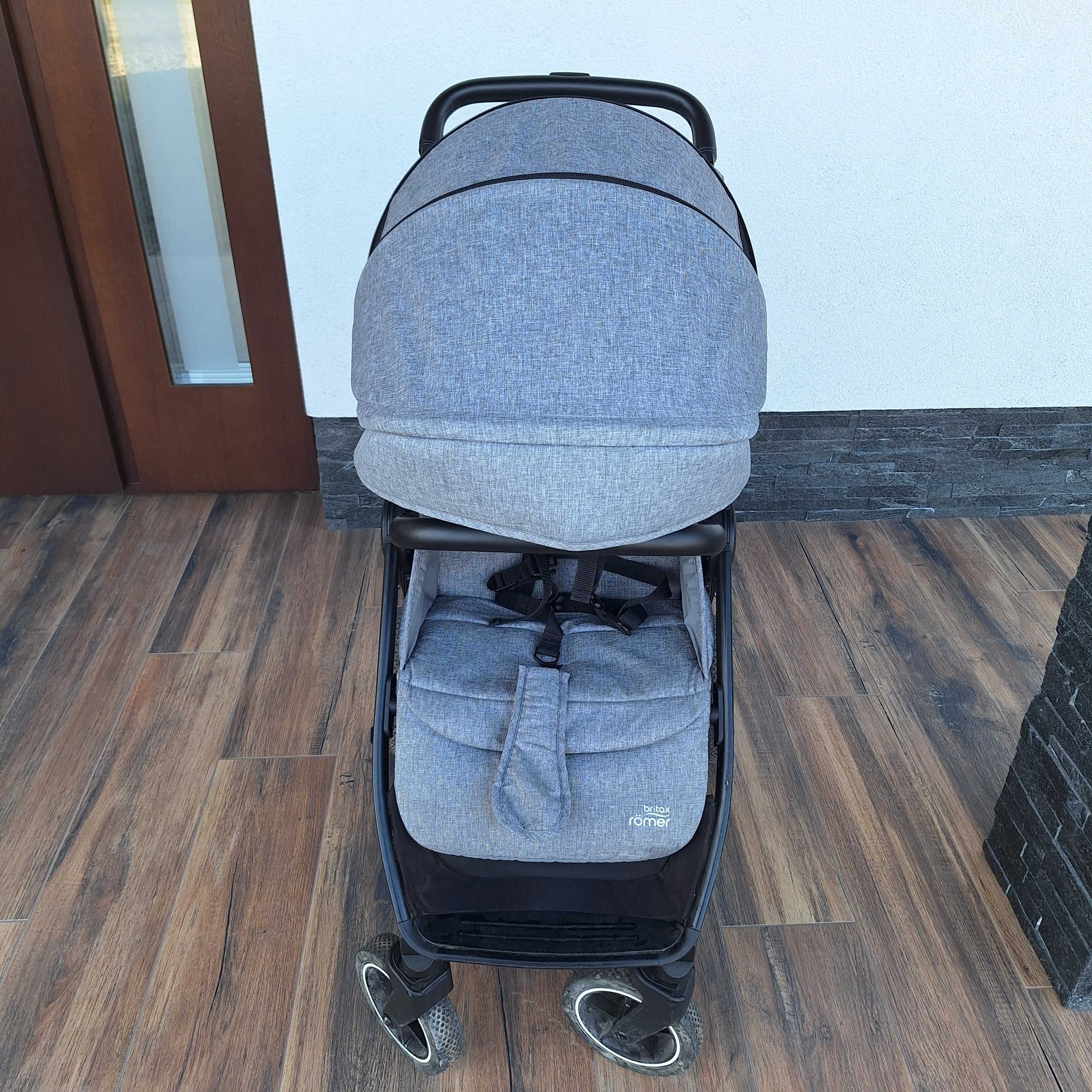 Spacerówka britax