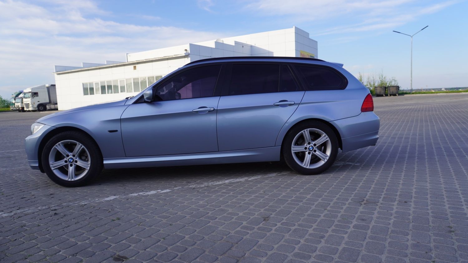 BMW E91 2010рік 2.0 дизель