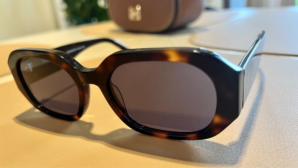 Okulary przeciwsloneczne Massimo Dutti damskie, stan super