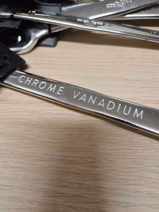 Klucz płasko-oczkowy 17