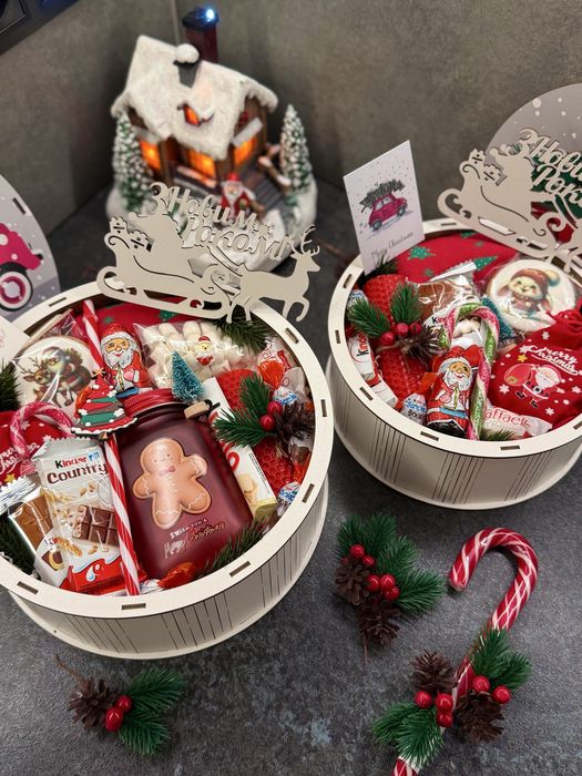 Новорічний подарунок Бокс Подарунок на Миколая Корпоративні подарунки