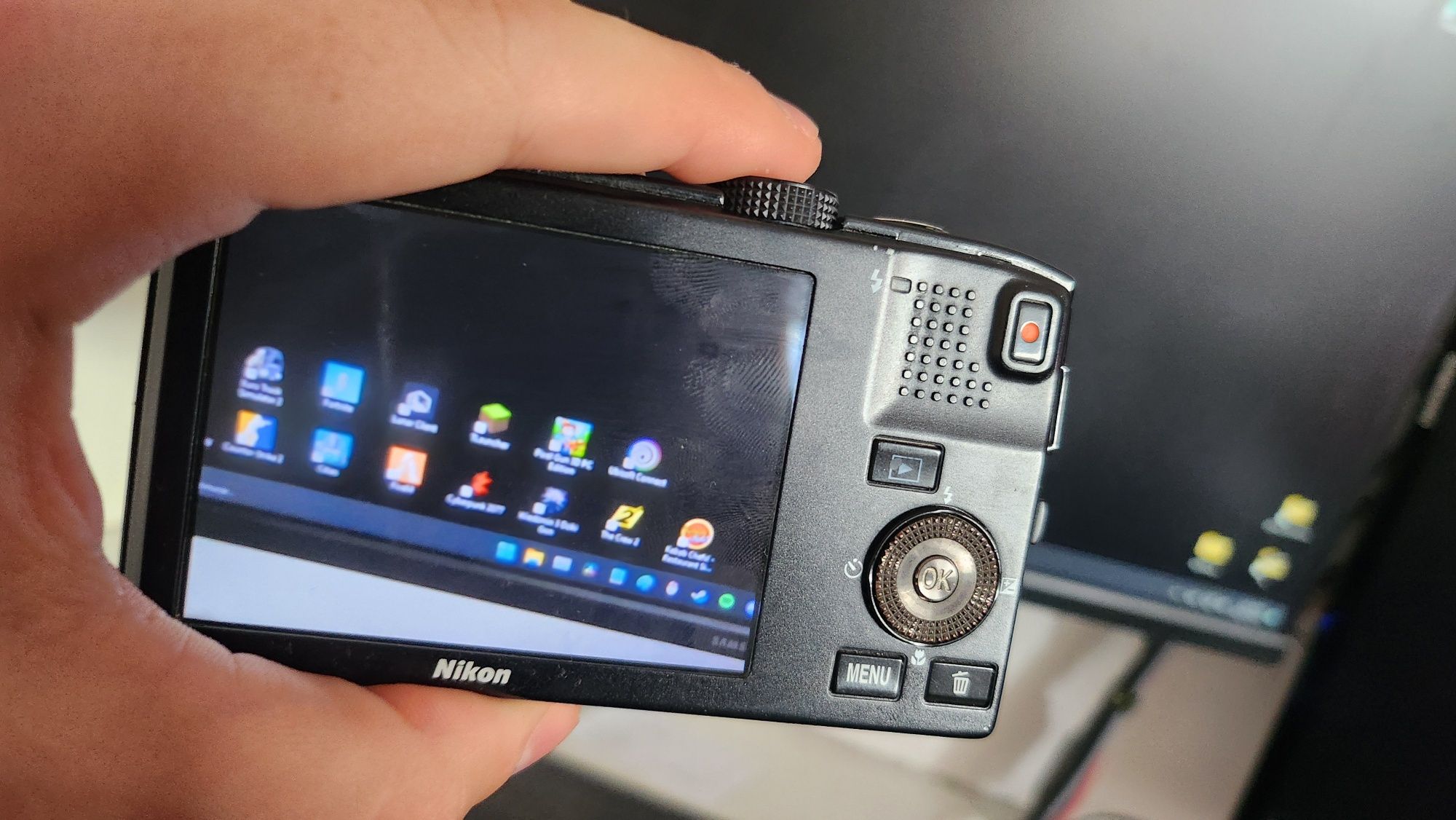 NIKON coolpix s8100 ZESTAW