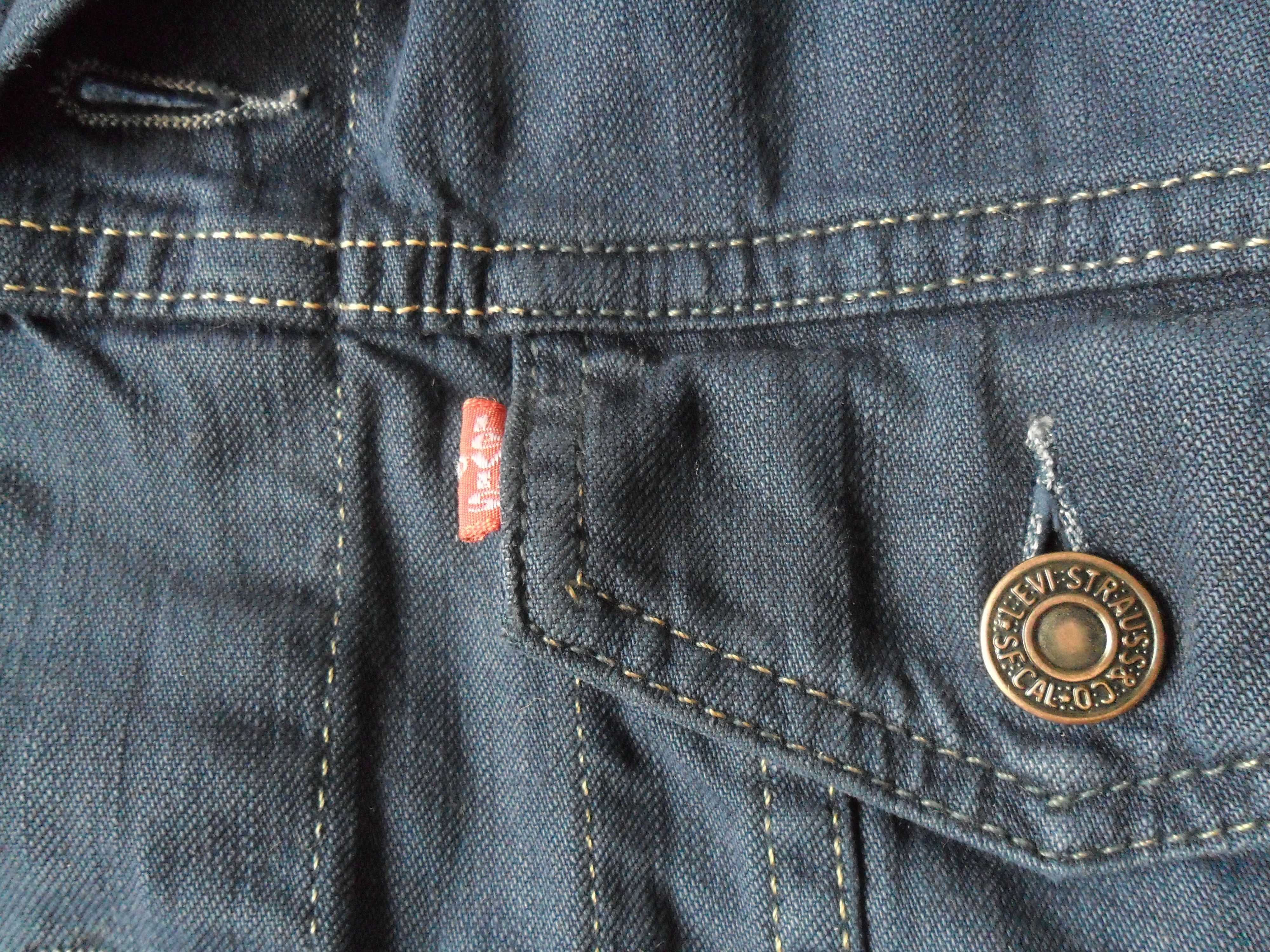 Куртка Levi STRAUSS.