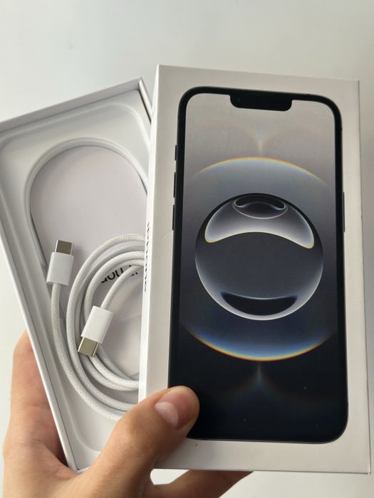 Apple Iphone 16e Black 128 gb