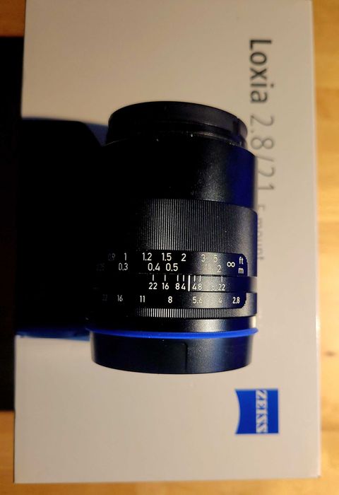 Objetivo ZEISS LOXIA 21MM f2.8