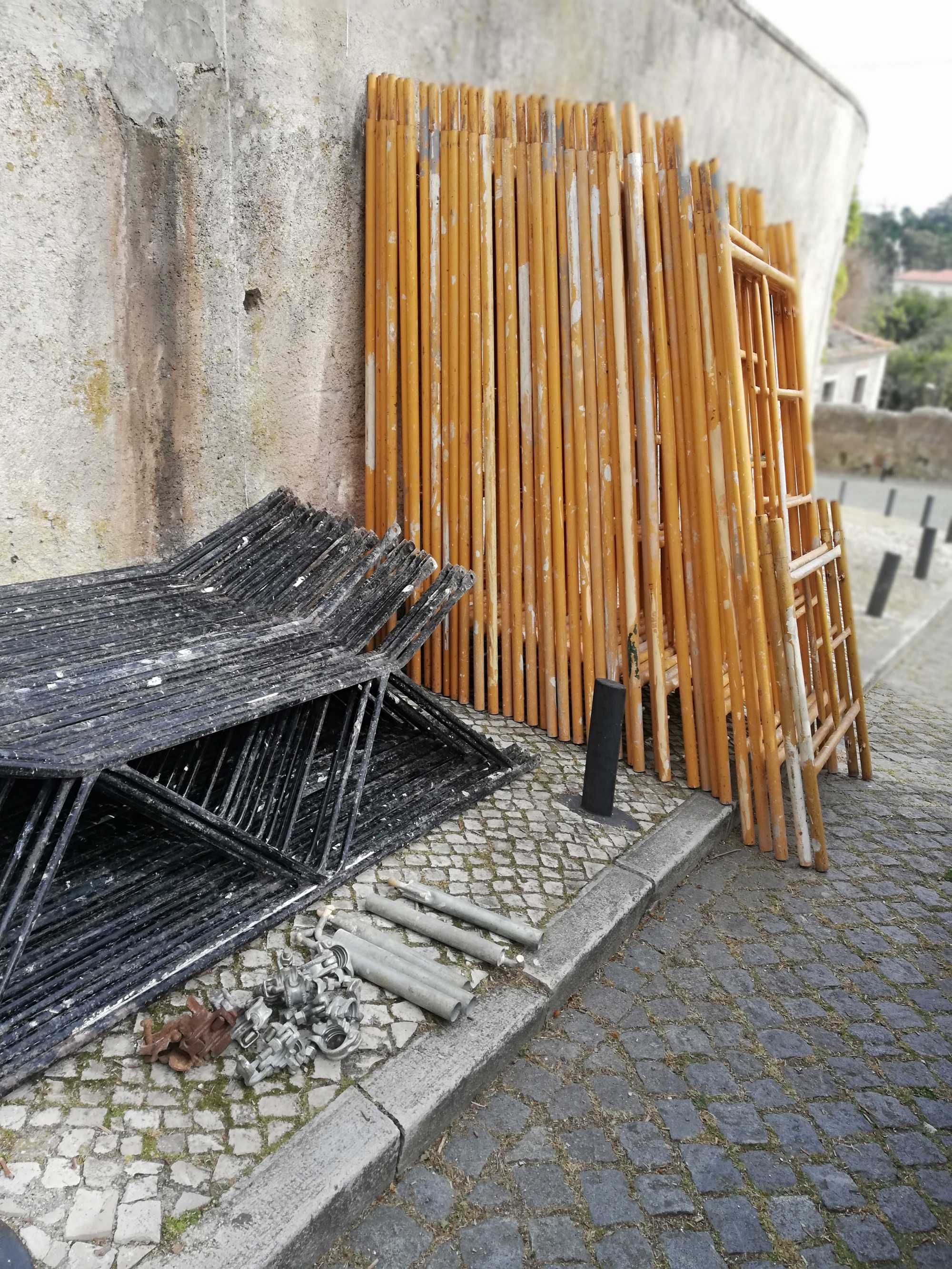 Andaimes, Aluguer de andaimes, tradicional com guarda corpos e certifi