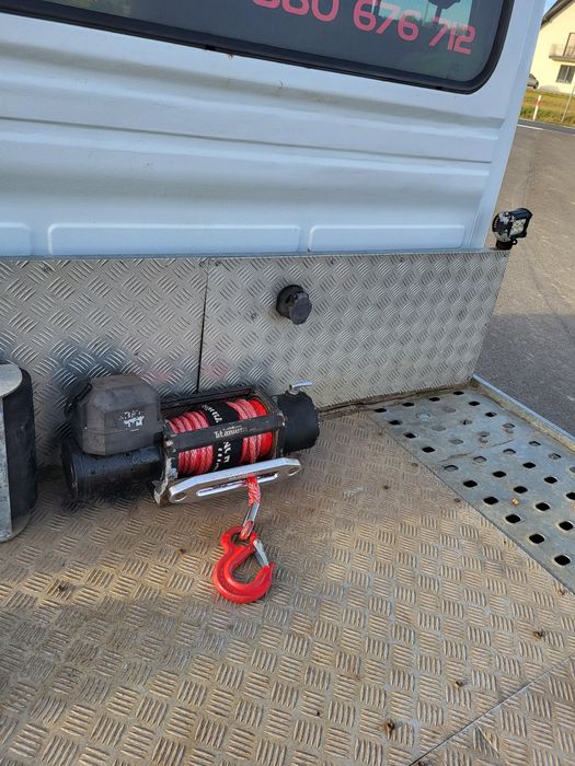 Autolaweta Peugeot Boxer 2.8, najazd 5m, poduszki,   pomoc drogowa,