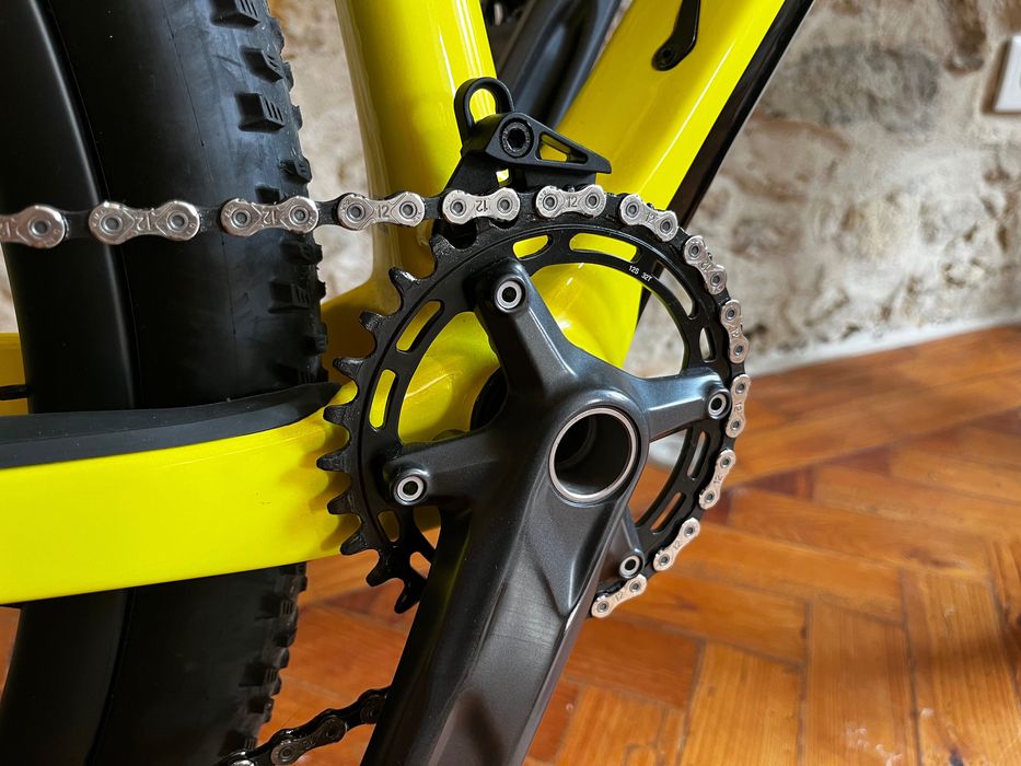 2021 SCOTT Carbon Scale 930 with Carbon Wheels - Size : Medium