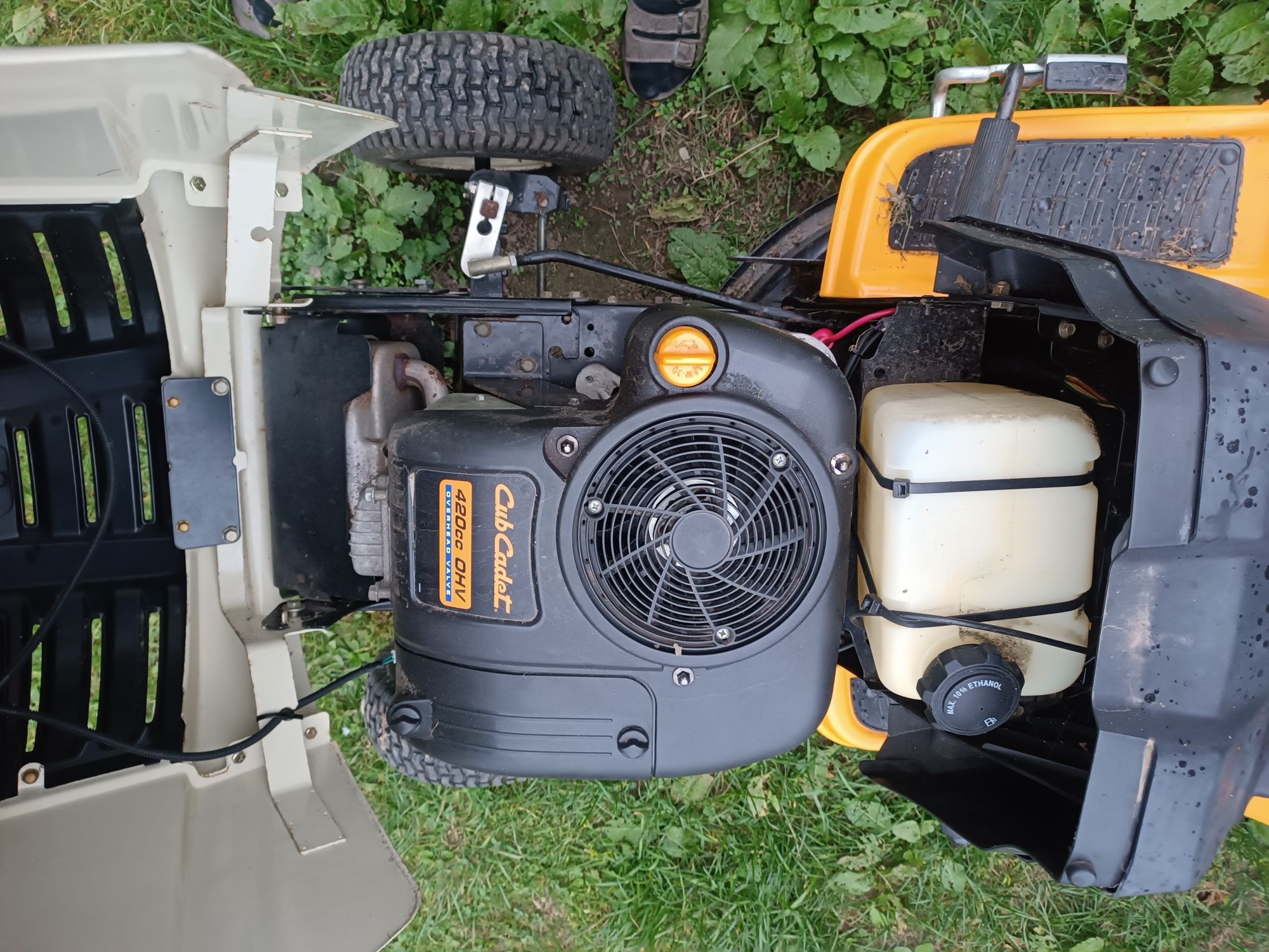 Traktorek Cub Cadet CC714 HA