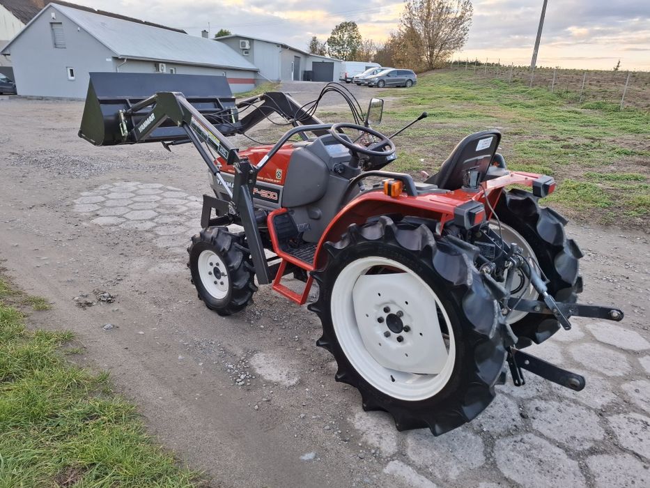 Traktor traktorek japoński yanmar F200 z oryginalnym  turem piękny sta