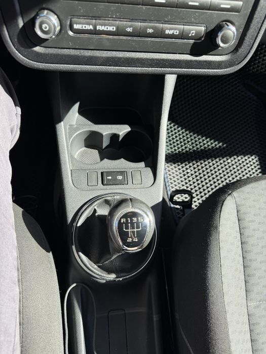 Skoda fabia  (FL) 2011 універсал