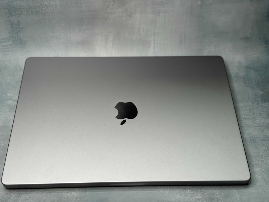 MacBook Pro 16” 2021 M1 Pro 32GB RAM Stan Idealny