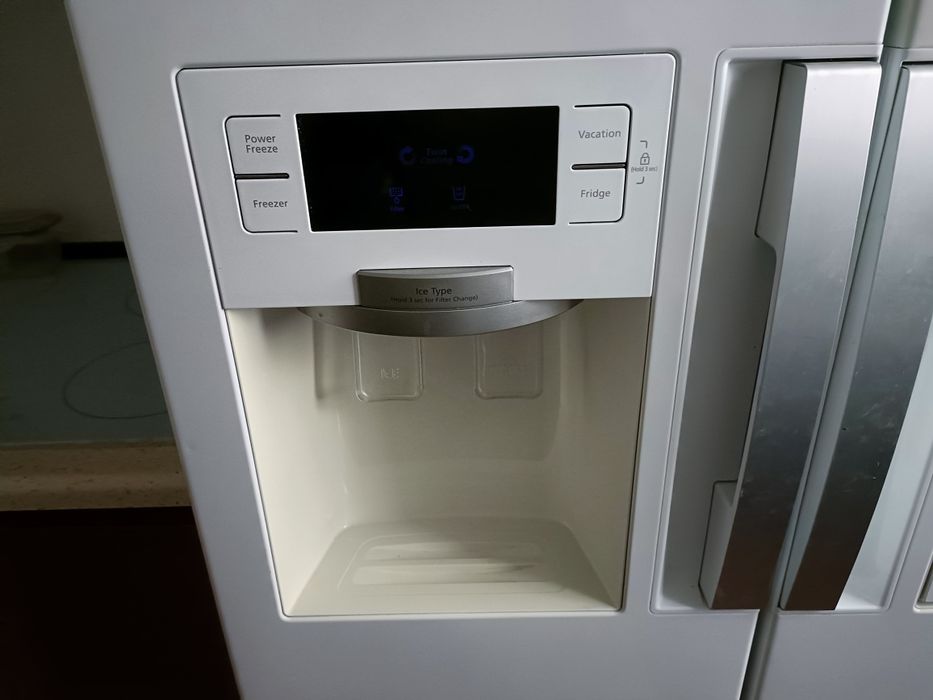 Sprzedam lodówkę samsung