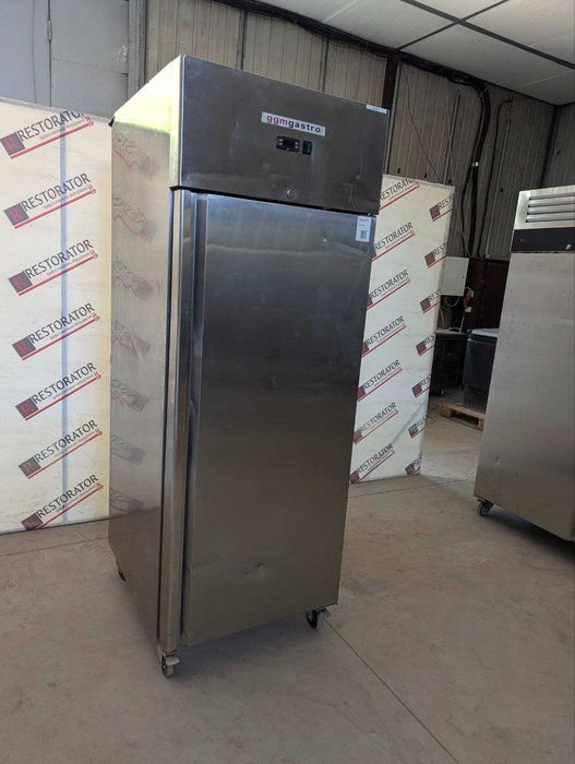 Холодильна шафа GGM Gastro KS700N