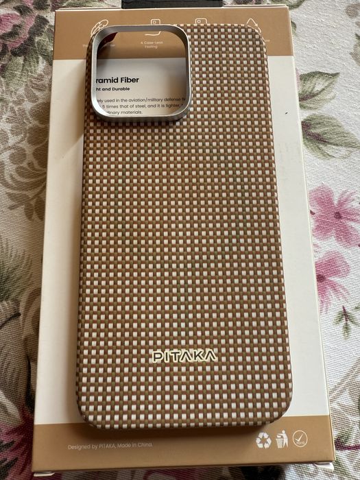 Чехол  Pitaka Tactile WoveCase  iphone 15 pro max  likenew 40$