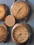 4 relogios antigos a corda