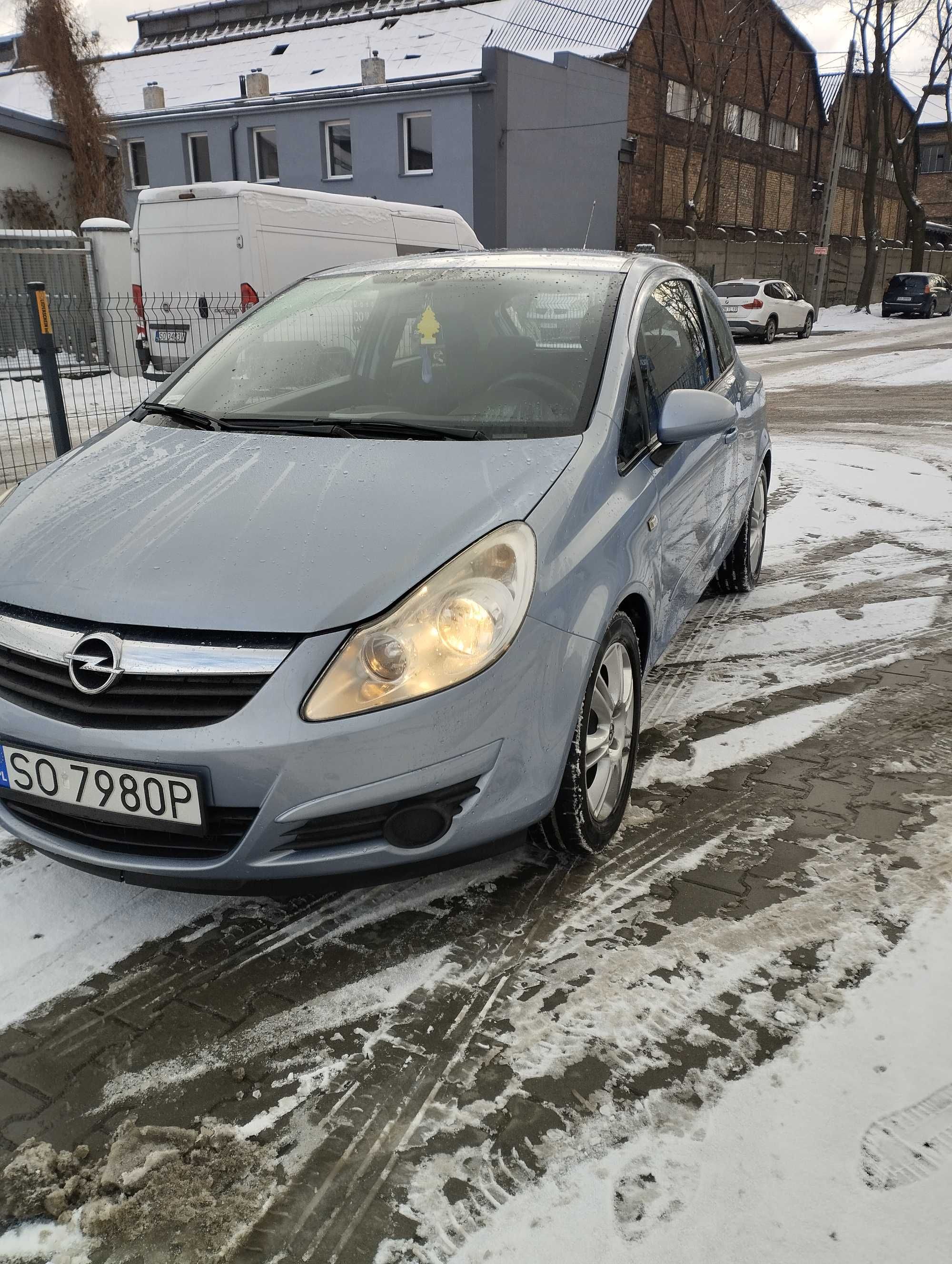 Opel Corsa 1.0 Benzyna Klimatyzacja Niski Przebieg