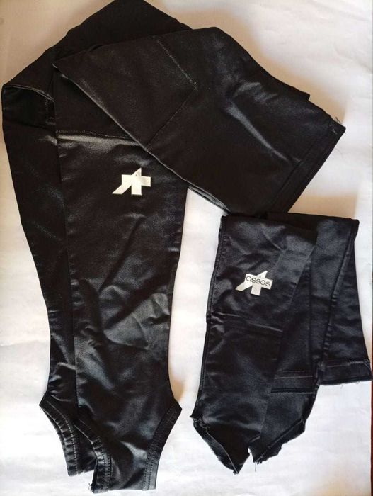 Вело нарукавники та велогетри чорні ASSOS