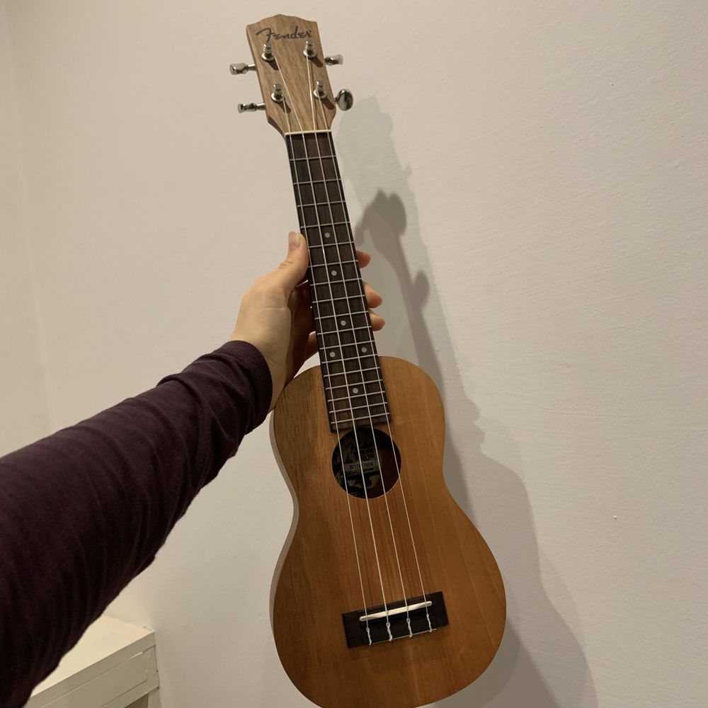 Ukulele Fender Soprano drewniane