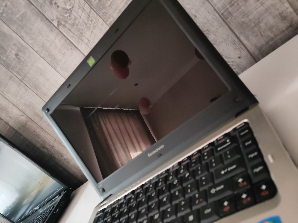 Laptop Lenovo Ideapad U350