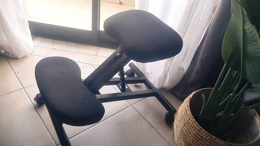 Banco ergonómico