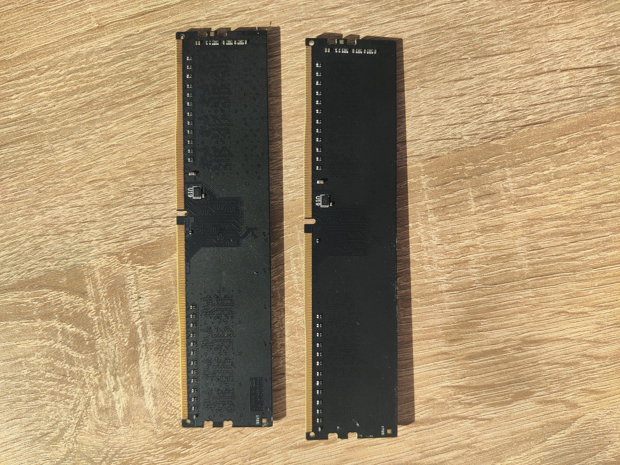 Pamięć RAM - Radeon R7 Performance Series [R748G2400U2S-U] 8 GB