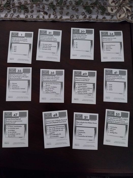 12 cromos da coleção Fome de Vender - Seleção Portuguesa de Futebol